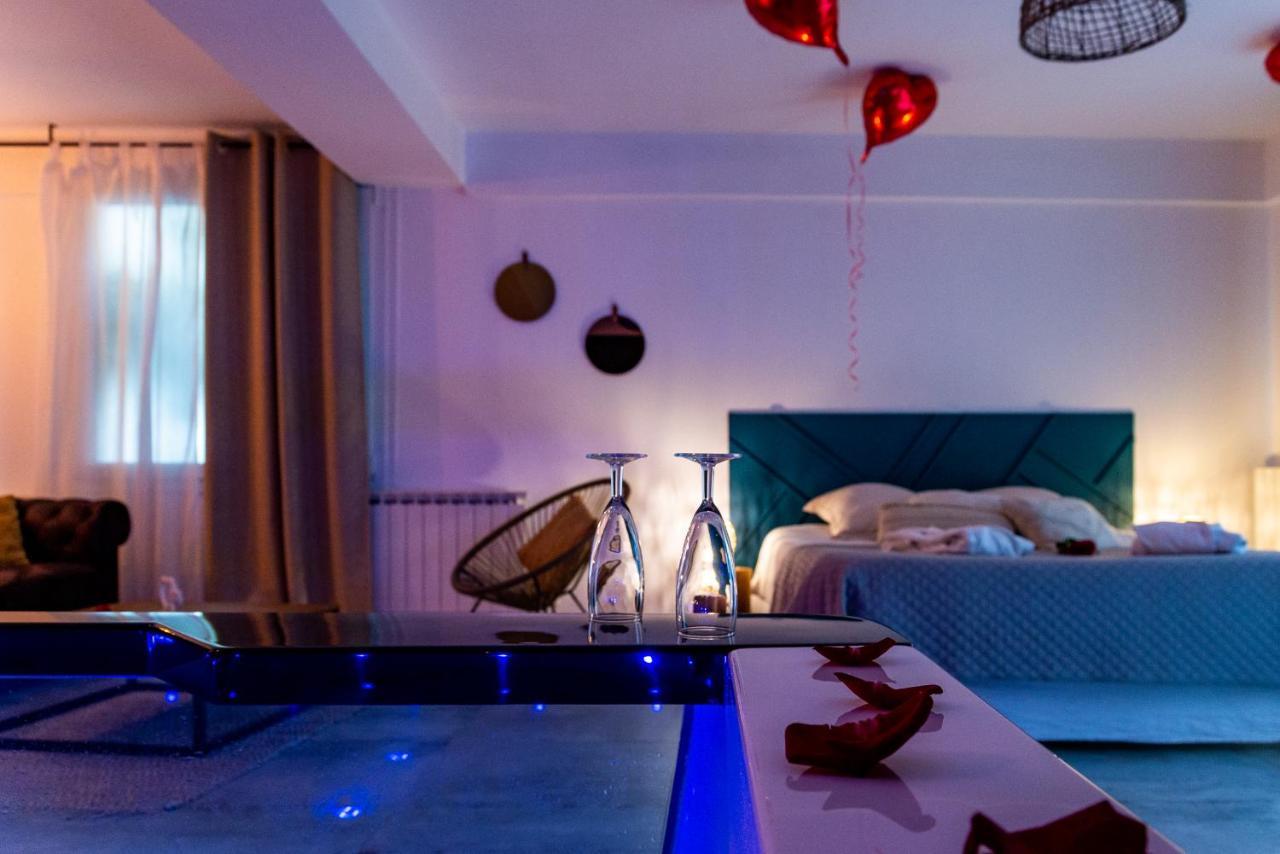 Suite And Spa 21 ديجون المظهر الخارجي الصورة