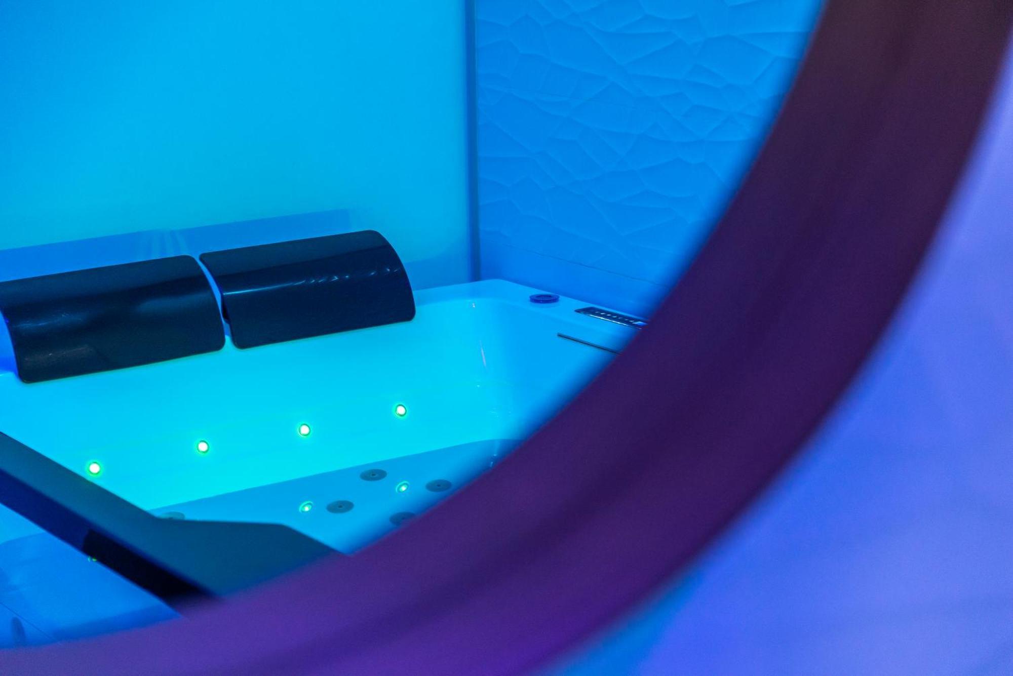 Suite And Spa 21 ديجون المظهر الخارجي الصورة